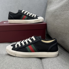 Gucci Low Shoes